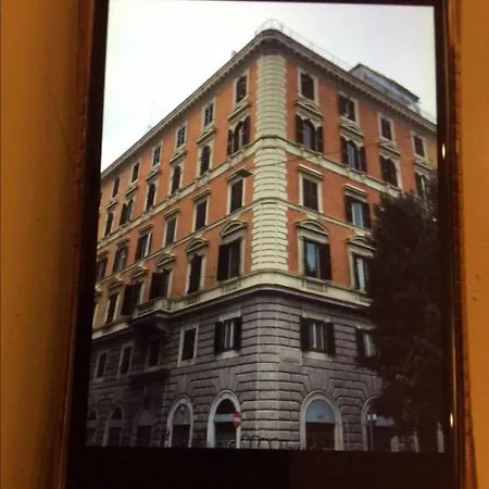 Conte Vittorio Couette-café Rome