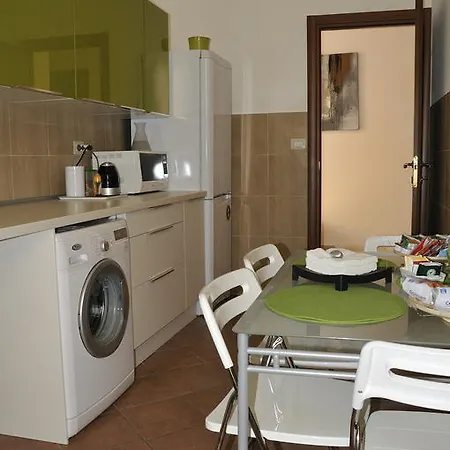 Couette-café Conte Vittorio Rome